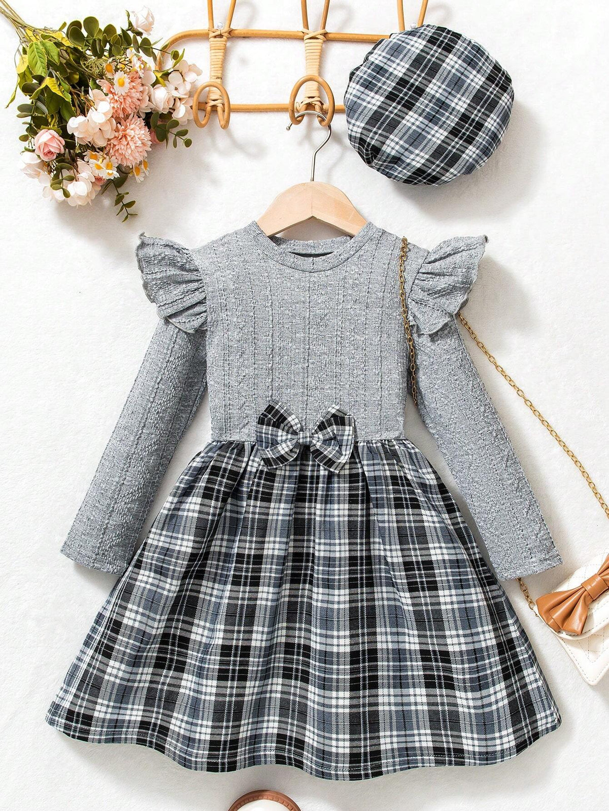 Girls Plaid Dress With Beret Set, This Retro Plaid Dress With Beret Hat Has An English Vibe, Suitable For Autumn/Winter Season