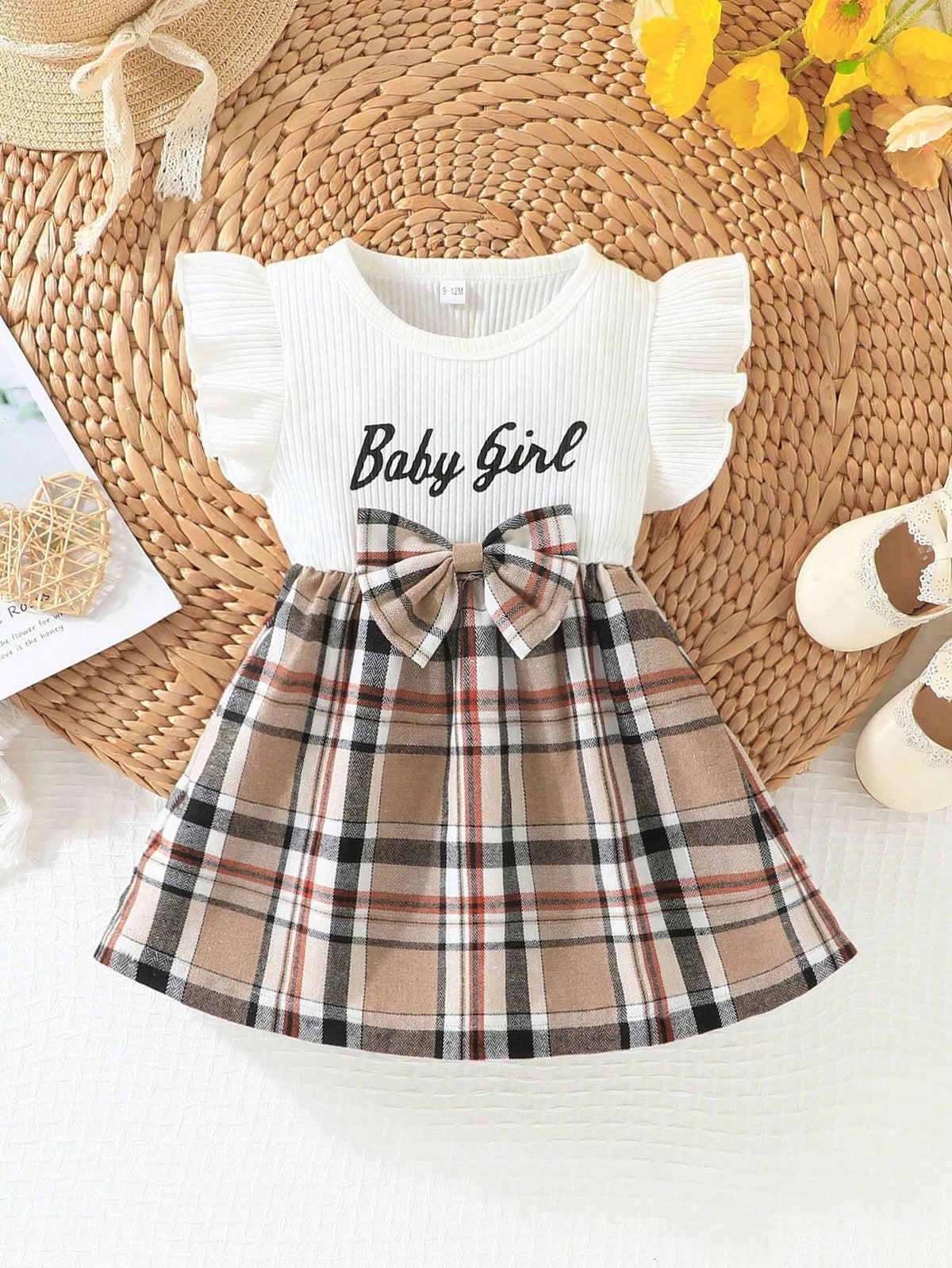 Girls' Plaid Pinafore Dress With Cap Sleeve, English Letter Print, And Bowknot Decoration
