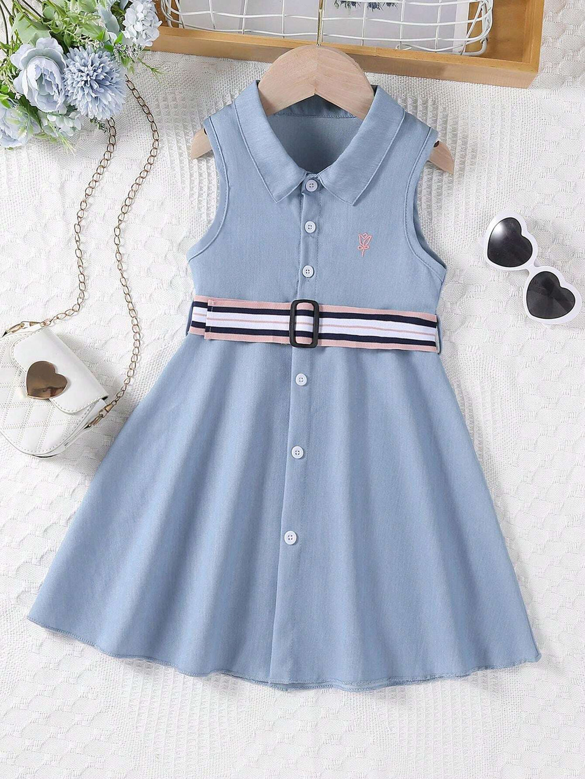 Girls' Simple Embroidery Elegant Collar Denim Blue Dress With Contrast Color Belt