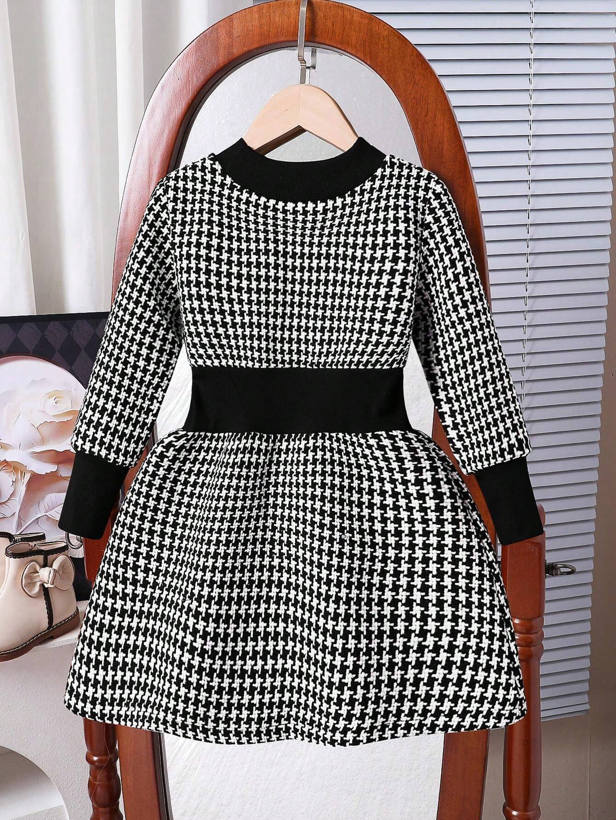 Girls Soft And Comfortable Vintage Style Long Sleeve Cinched Waist Dress, Spring/Autumn