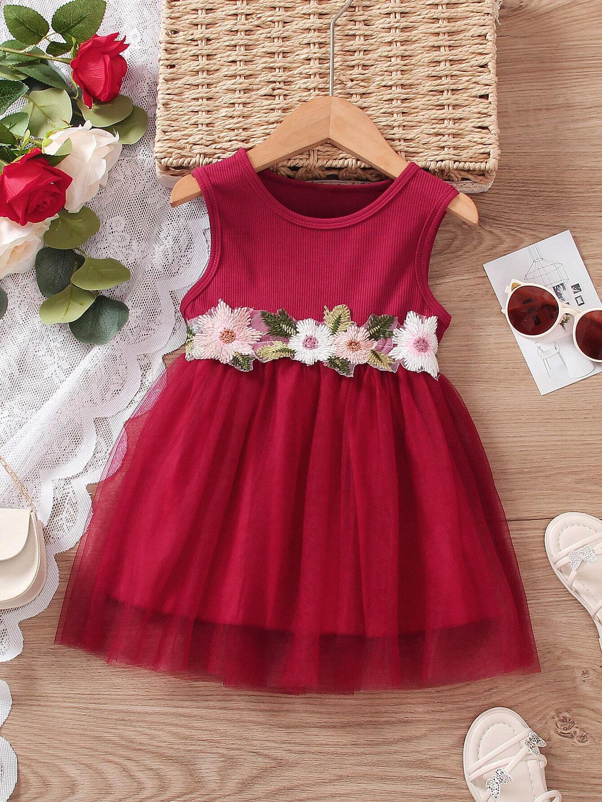Girls' Summer Floral Embroidery Mesh Patchwork Sleeveless Dress, Elegant And Sweet Princess Dress