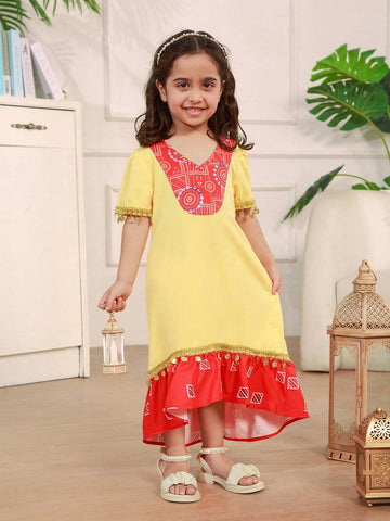 Girls' Summer Printed Dress With Lace Trim And Pendant