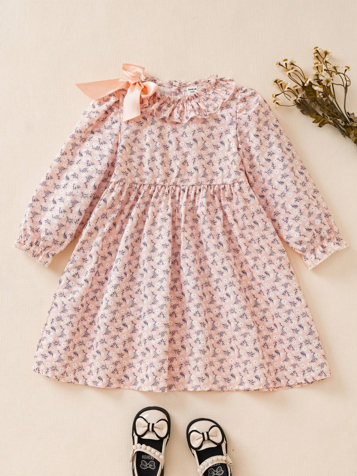 Girls & Toddler Ditsy Floral Tie Bow Ruffled Collar Short Dress With Long Sleeve, Sweet Style Suitable For Outdoor Wear, Spring/Autumn