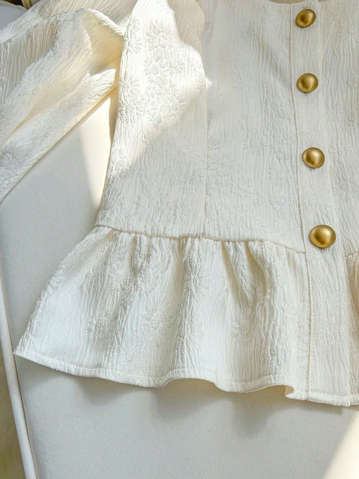 DAZY Women's Casual Solid Color Loose Long Sleeve Front Button Shirt, Autumn