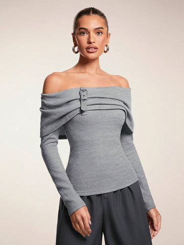 1pc Women Off-Shoulder Leather Patch Decorated T-Shirt, Sexy & Elegant, Grey, Suitable For
