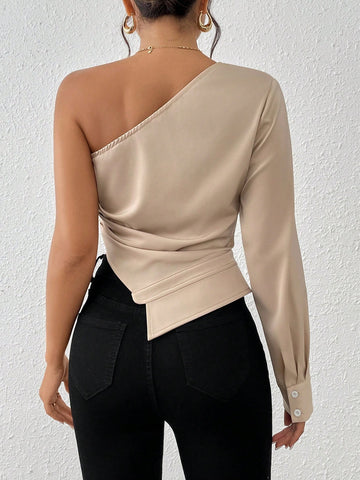 1pc Women Solid Color Sexy One Shoulder Pleated Asymmetric Hem Long Sleeve Blouse