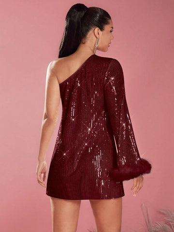 Glamine Women's Solid Color Off-Shoulder Long Sleeve Fluffy Patchwork Casual Mini Dress