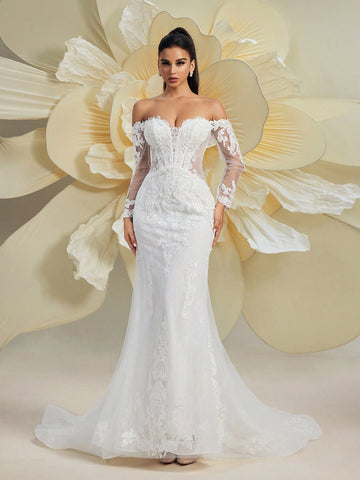 Glamorous Off-Shoulder Long Sleeve Women's Vintage White Mermaid Wedding Dress With Intricate Lace Embroidery Detail, Elegant Bridal Gown