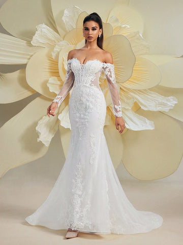 Glamorous Off-Shoulder Long Sleeve Women's Vintage White Mermaid Wedding Dress With Intricate Lace Embroidery Detail, Elegant Bridal Gown