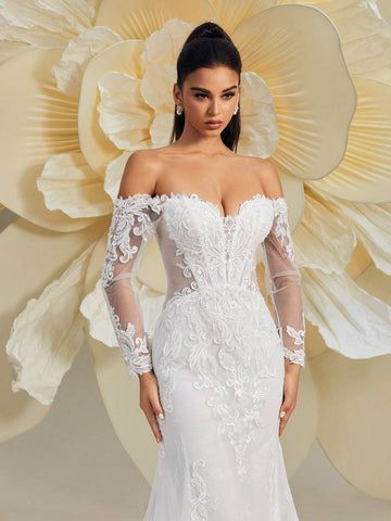 Glamorous Off-Shoulder Long Sleeve Women's Vintage White Mermaid Wedding Dress With Intricate Lace Embroidery Detail, Elegant Bridal Gown
