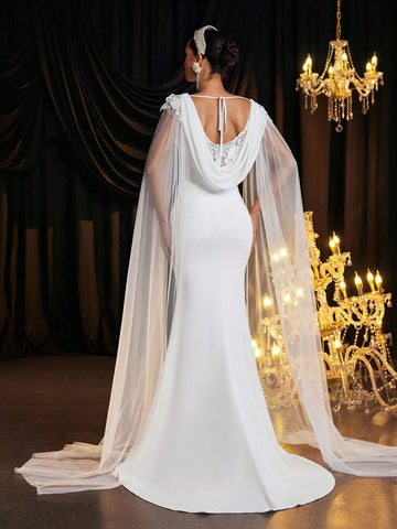 Glamrae Elegant And Romantic Lace Flower See-Through Floating Sleeves Round Neck Three-Dimensional Embroidery Slim High Waist Luxury Satin Fishtail Skirt With Train Suitable For Wedding Festivals, Women's Formal Wedding Dress