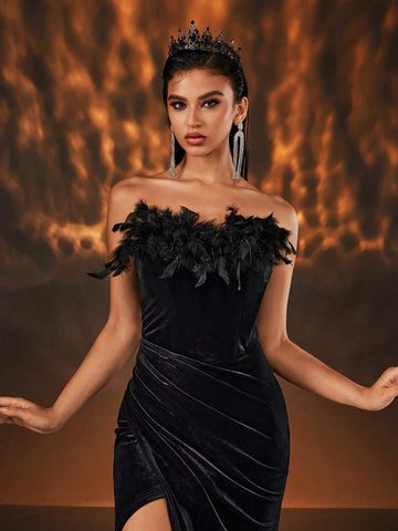 Glamrae Elegant Black Strapless Feather Patchwork Side Ruched High Slit Asymmetrical Hem Party Maxi Dress (Real Turkey Feather Trim)