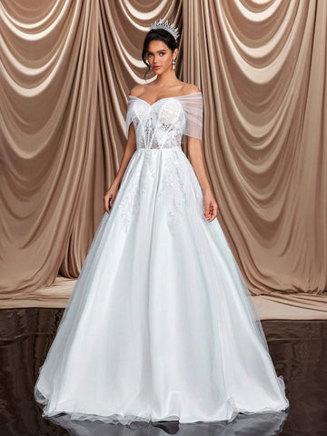 Glamrae Elegant, Gorgeous And Luxurious One-Shoulder Embroidered Lace Appliqué Stitching Mesh Pleated Large Hem And Tail Suitable For Wedding Events But Also Party Vacation Honeymoon Wedding Dress