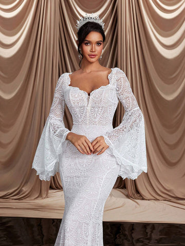 Glamrae Elegant Luxurious Champagne Sexy V-Neck Sheer Lace Flared Sleeve Fishtail Hem Dress Train, Suitable For Weddings, Singles Party, Vacation, Bridal