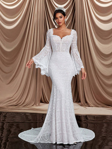 Glamrae Elegant Luxurious Champagne Sexy V-Neck Sheer Lace Flared Sleeve Fishtail Hem Dress Train, Suitable For Weddings, Singles Party, Vacation, Bridal