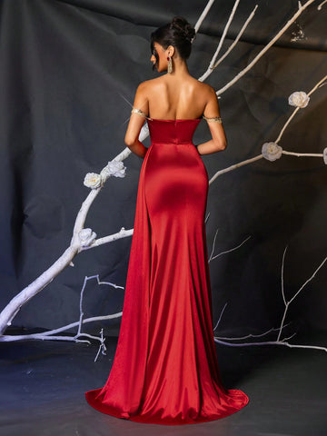 Glamrae Elegant Metallic Floral Elastic Satin Sweetheart Neckline Cutout Shoulder High Slit Formal Gown