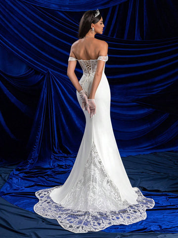 Glamrae Elegant White Off Shoulder Sleeve V-Neck Luxury Embroidered Lace Panel Elastic Knit Sheer Boned Backless Mermaid Maxi Dress With Long Train, Suitable For Wedding, Party, Graduation