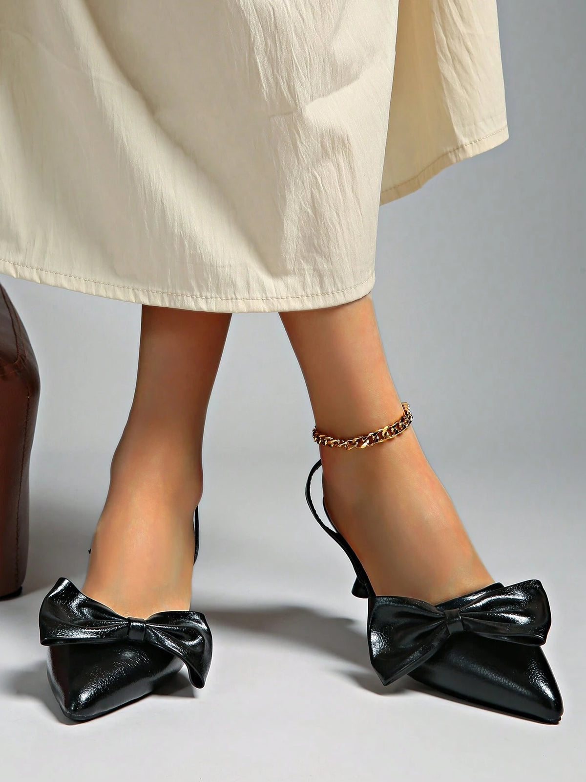 High Heels Women's Net Celebrity New Style Bestselling Fashion High Heels Pointed Toe Bow Tie Backstrap