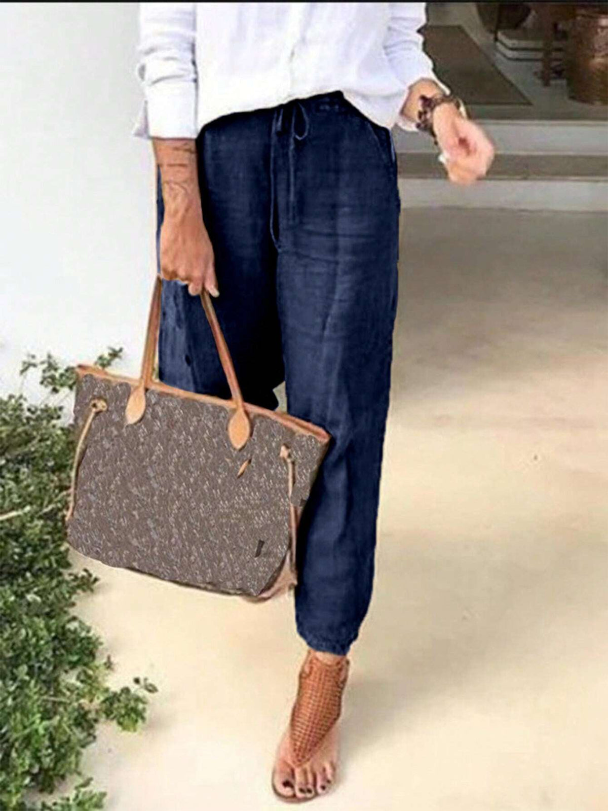 Holiday And Leisure Solid Colored Cropped Pants With Elasticized Cuffs