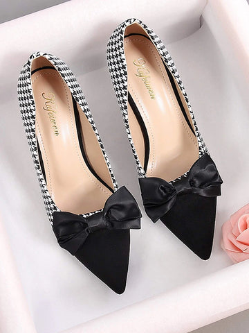 Houndstooth Pattern Bow Decor Court Pumps