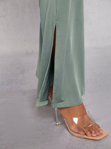 Solid Crop Tee & Flare Leg Pants