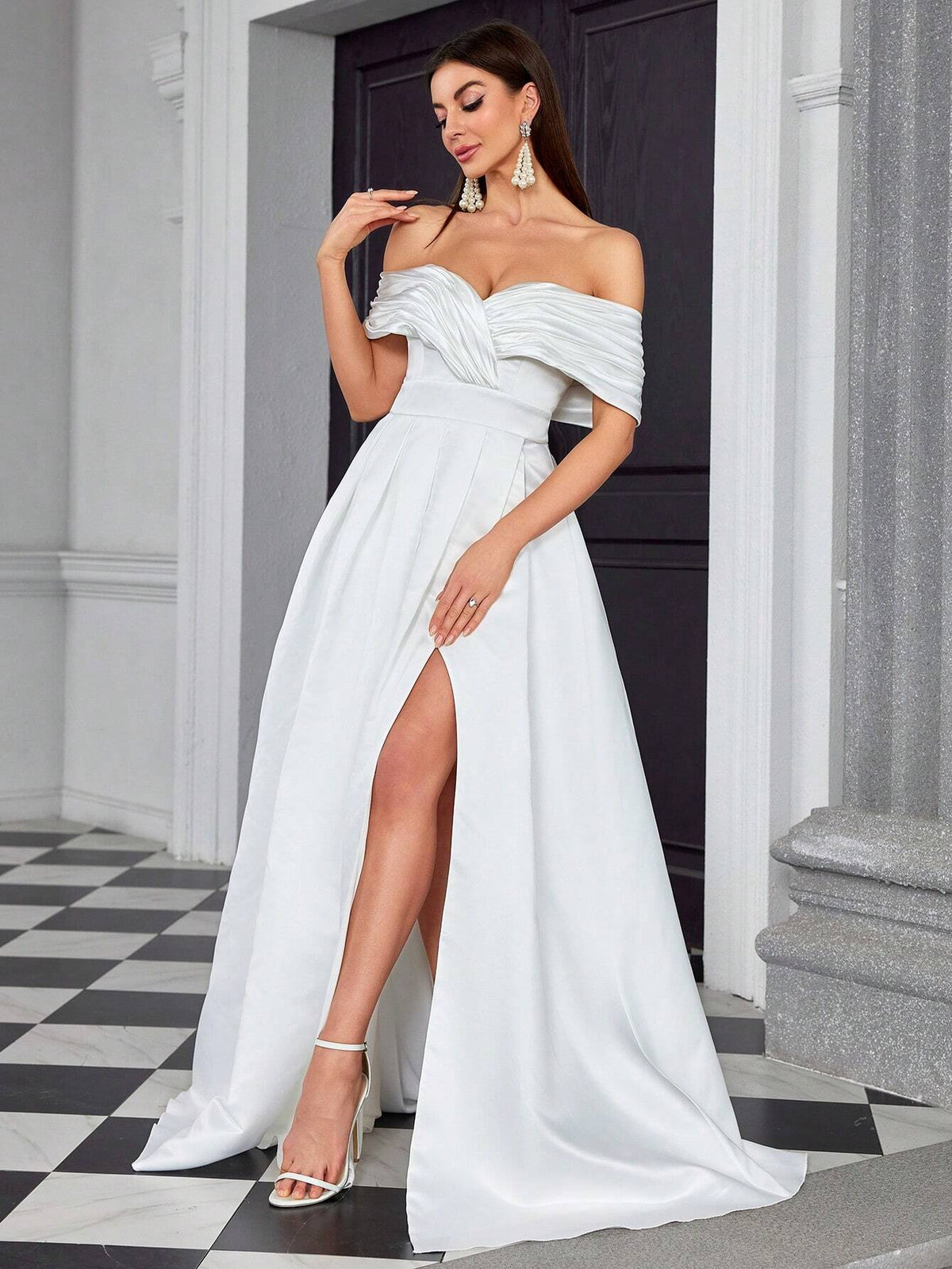 Irregular Crossed Pleated Wedding Satin Slit Long Skirt With Strapless Neckline