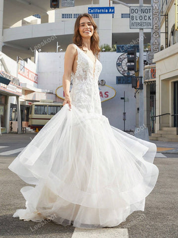Ivory Elegant Mermaid Lace Applique Wedding Dresses For Bride V Neck Tulle Rromantic Wedding Gowns With Train Backless Sleeveless