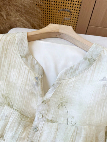 Floral Print V-Neck With Pearl Accents,