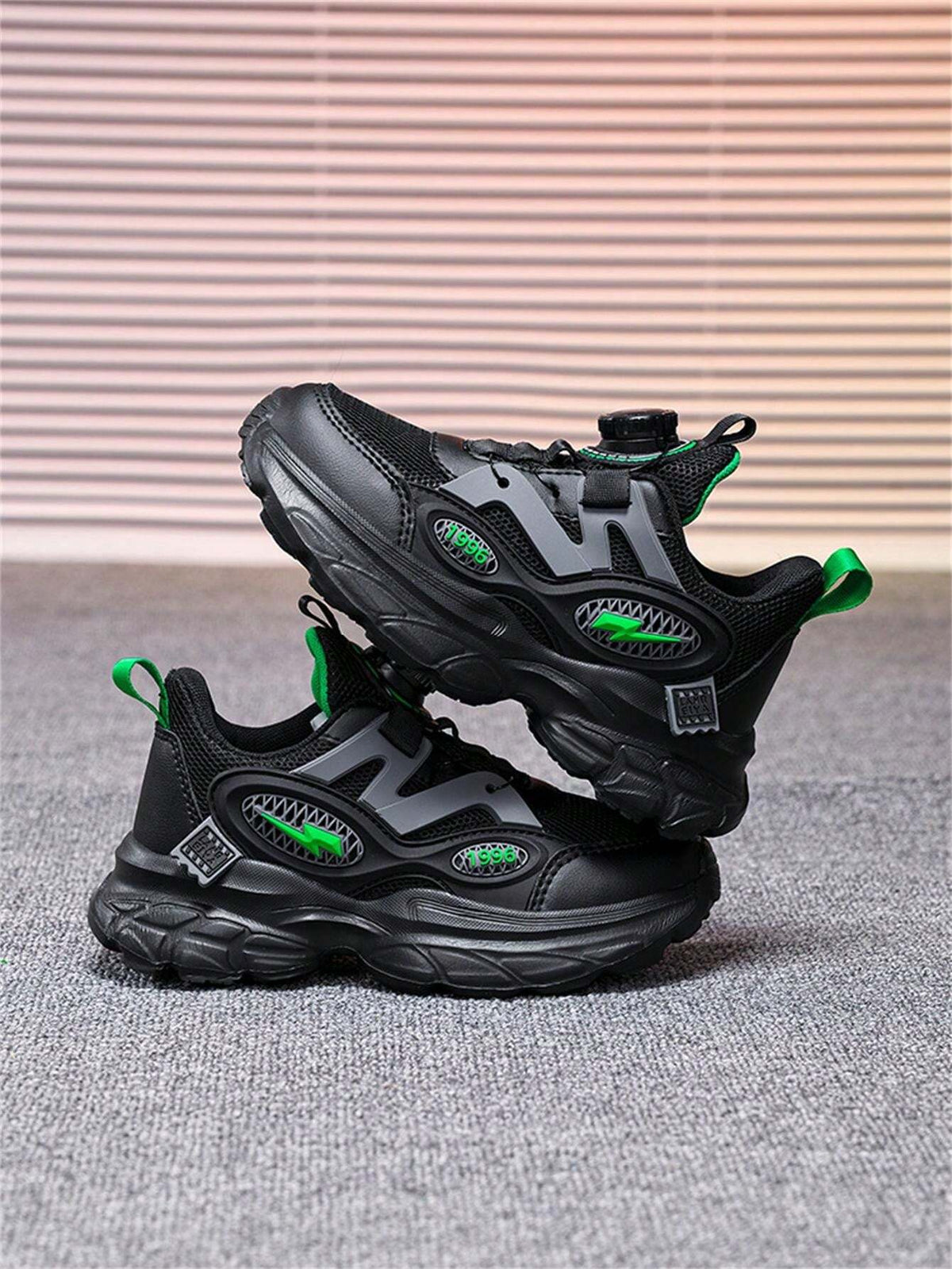 Kid Boy Black Breathable Odor-Resistant Elastic Strap Sports Shoes, Casual Sneakers For Children Larger Size, Autumn