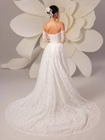 Lace Embroidery Off Shoulder Long Sleeve Elegant Tulle Wedding Dress With Train