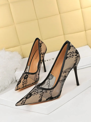 Lace Panel Point Toe Stiletto Heeled Court Pumps, Fashionable Black High-heeled Shoes For Women With Flower Print
