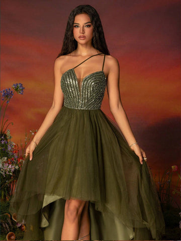 Ladies' Green Beaded Mesh Evening Dress, Lengthening The Legs