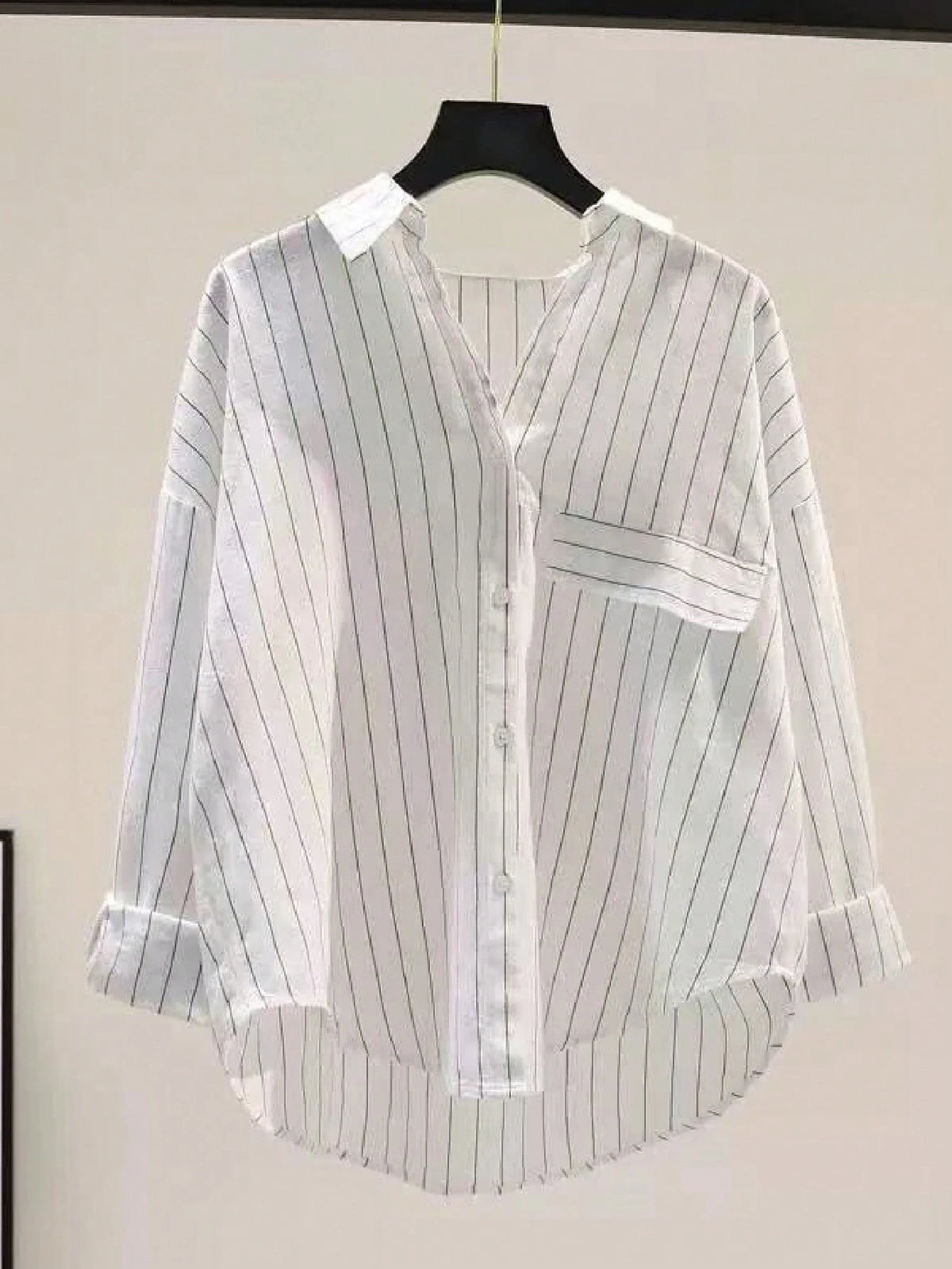 Ladies' Loose And Slimming Casual Versatile Vertical Stripe Top, With A Design Sense Of Off Shoulder Sleeve Shirt