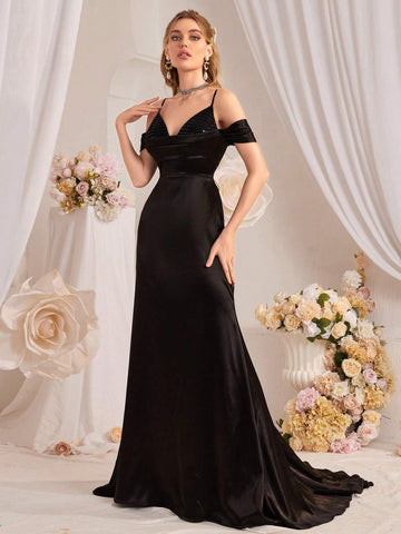 Ladies' Off-Shoulder Sexy Long Evening Gown With Train