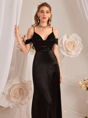 Ladies' Off-Shoulder Sexy Long Evening Gown With Train