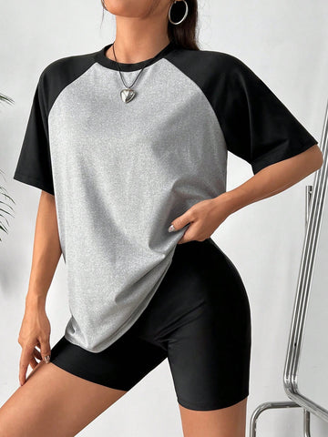 Ladies' Raglan Sleeve T-Shirt And Shorts Set