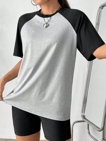 Ladies' Raglan Sleeve T-Shirt And Shorts Set