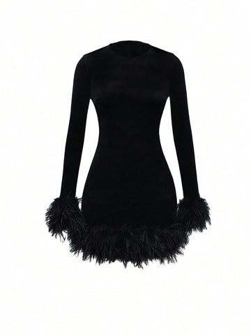 Ladies' Slim Fit Long Sleeve Feather Printed Bodycon Mini Dress