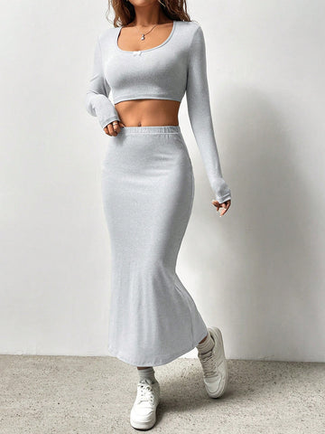 Ladies' Solid Cropped Top And Skirt Set