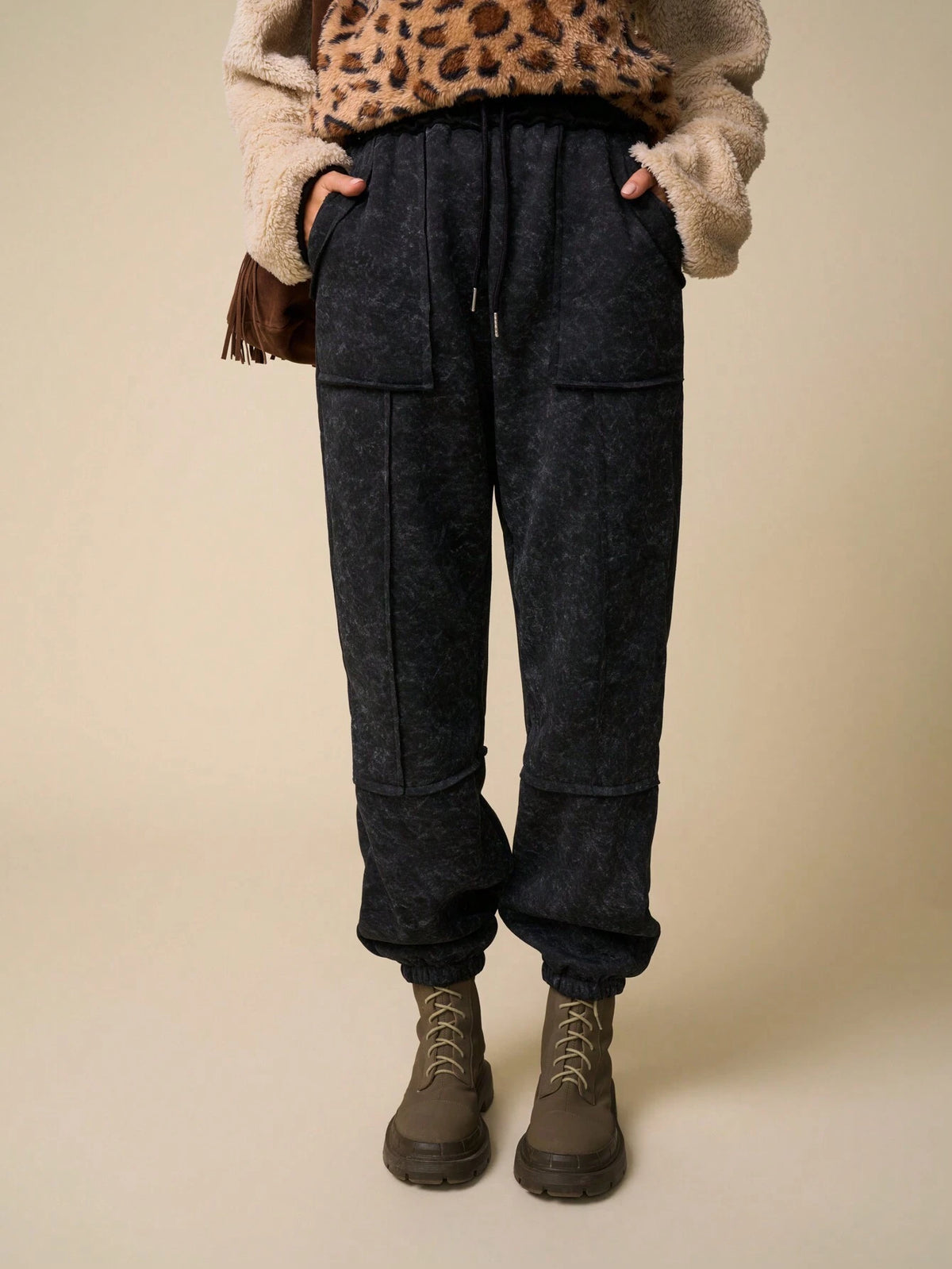 LanaWest Women's Drawstring Waist Pockets Loose Casual Washed Velvet Sweatpants