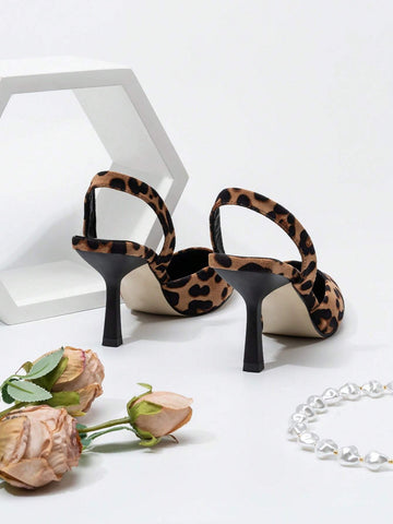 Leopard Pattern Point Toe Slingback Pump
