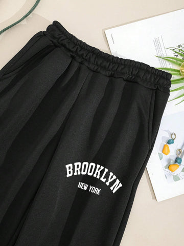 Letter Graphic Elastic Waist Sweatpants