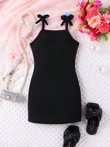 Little Girls' Cute 3D Knitted Flower Decorated Strappy Dress For Summer