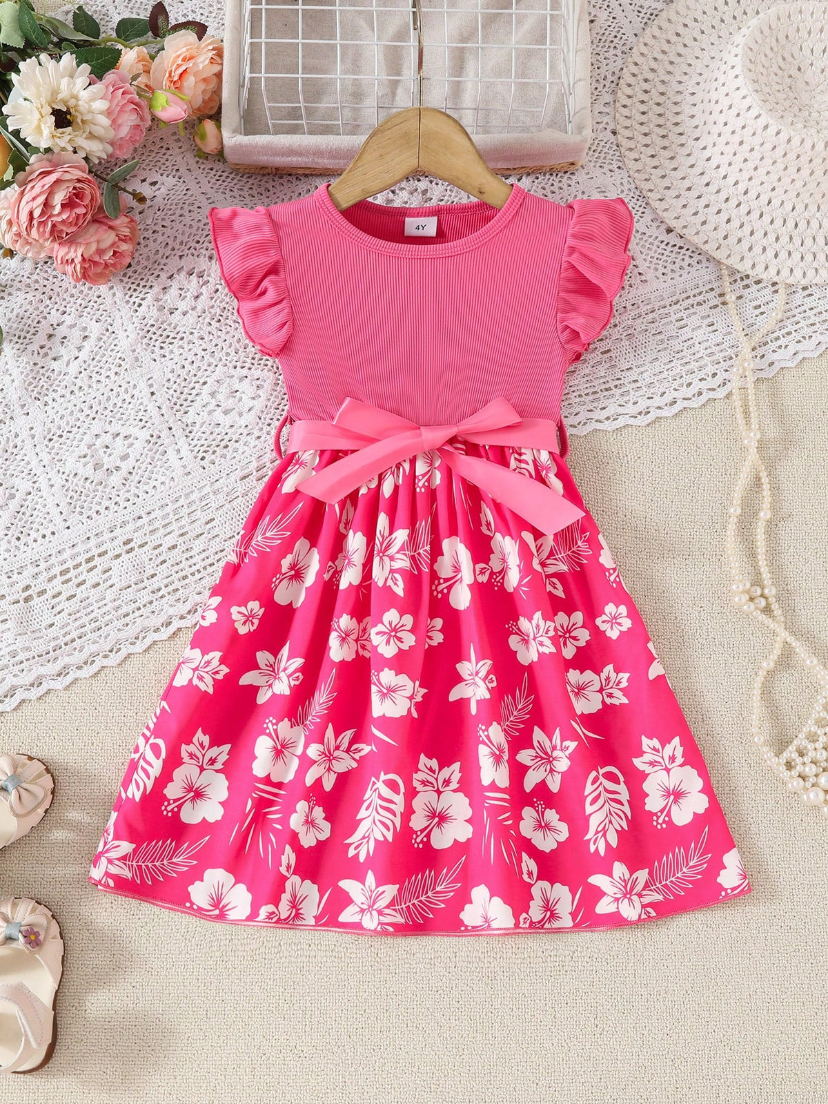 Little Girls Elegant Floral Print Solid Color Ribbed Design Ruffled Hem Round Neck Dress + Ribbon