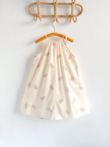 Young Girl Plant & Floral Pattern Loose A-Line Backless Slip Dress