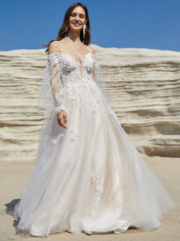 Luxury Off Shoulder 3D Lace Wedding Dresses For Women Deep V-Neck Long Puffy Sleeves Ball Gown Ivory Bridal Gown With Light Chapagne Lining Lace Up Back