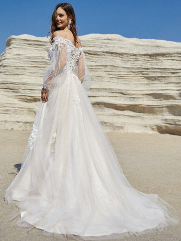 Luxury Off Shoulder 3D Lace Wedding Dresses For Women Deep V-Neck Long Puffy Sleeves Ball Gown Ivory Bridal Gown With Light Chapagne Lining Lace Up Back