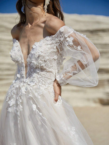 Luxury Off Shoulder 3D Lace Wedding Dresses For Women Deep V-Neck Long Puffy Sleeves Ball Gown Ivory Bridal Gown With Light Chapagne Lining Lace Up Back