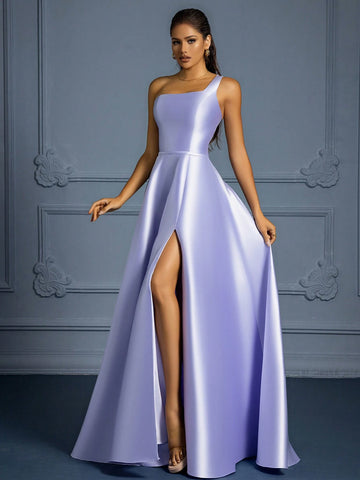 Luxury Smooth Satin Evening Gown With Flared Hem For Formal Party, Catwalk Show
