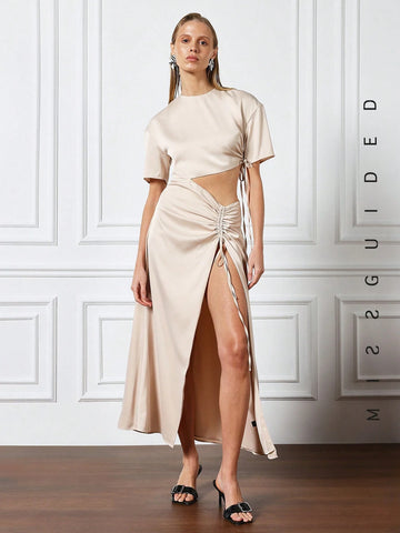 MISSGUIDED Cut Out Side Slit Maxi Dress